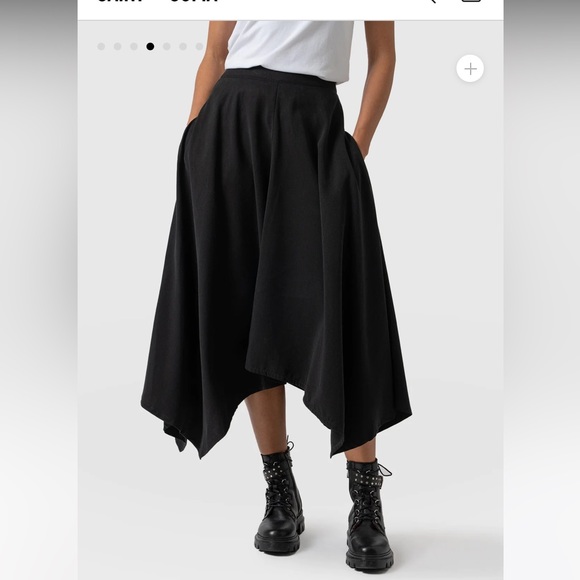 NOHO SKIRT - BLACK - Picture 4 of 8